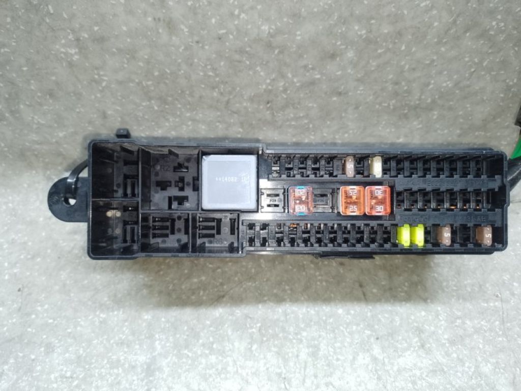 CV6T-14K131-AB | Блок предохранителей моторный отсек FORD ESCAPE 12-19 - Фото 2