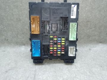 Блок запобіжників салон FORD ESCAPE 12-19