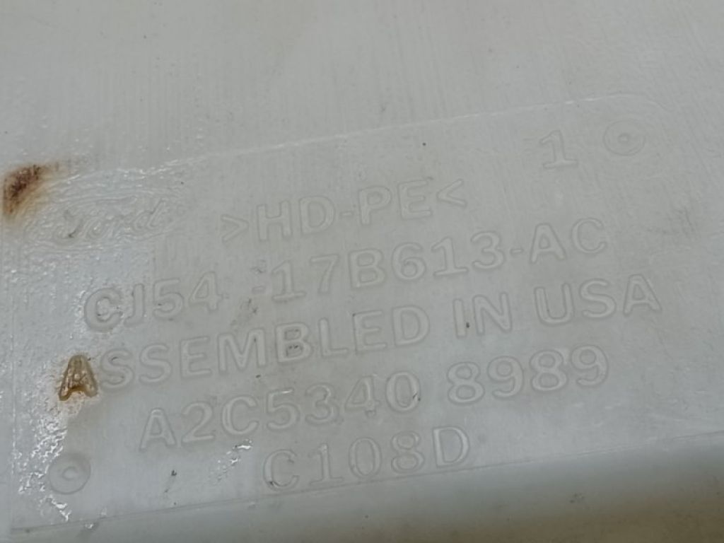 CJ5Z-17618-A | Бачок омивача FORD ESCAPE 12-19 - Фото 3