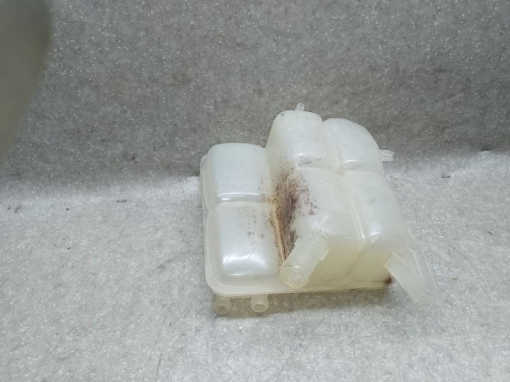 CV6Z-8A080-A | Бачок розширювальний FORD ESCAPE 12-19 - Фото 2