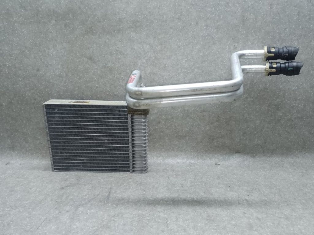 BV6Z-18476-A | Радіатор пічки FORD ESCAPE 12-19