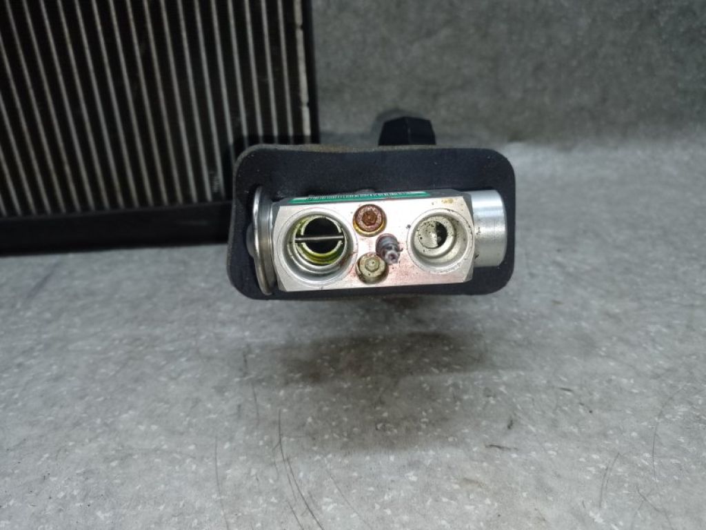 BV6Z-19850-B | Випарник кондиціонера FORD ESCAPE 12-19 - Фото 2