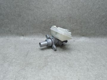 Головний гальмівний циліндр FORD ESCAPE 12-19