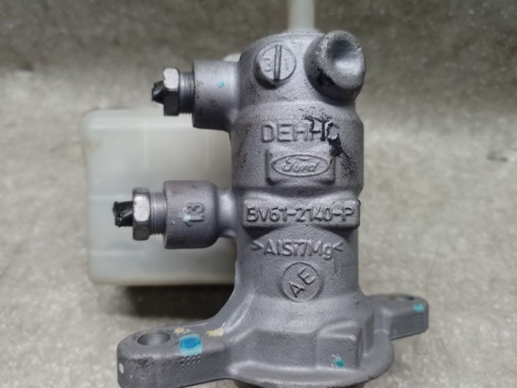 EV6Z-2140-A | Головний гальмівний циліндр FORD ESCAPE 12-19 - Фото 4