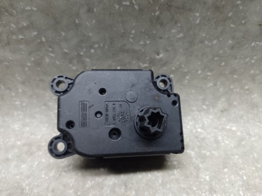 AV6Z-19E616-B | Моторчик заслінки пічки FORD ESCAPE 12-19 - Фото 2