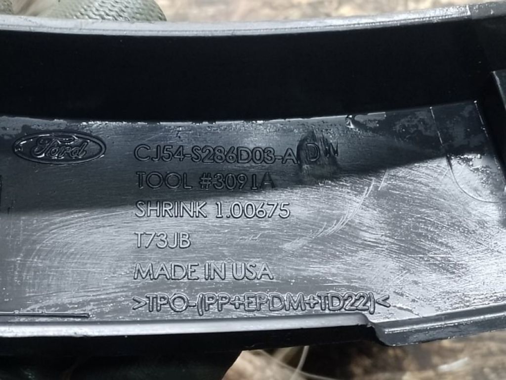 CJ5Z-78290A61-AA | Накладка крила (розширювач арки) задн. лів. FORD ESCAPE 12-19 - Фото 3