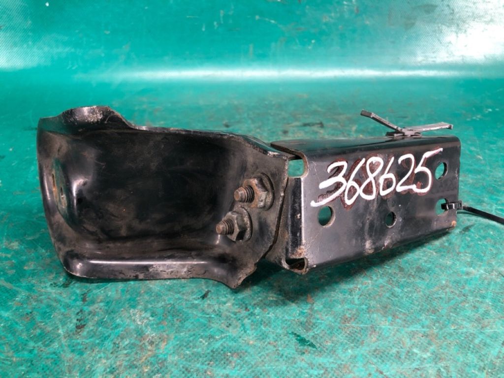 L207-56-04XA | Кріплення акумулятора MAZDA CX-9 06-16