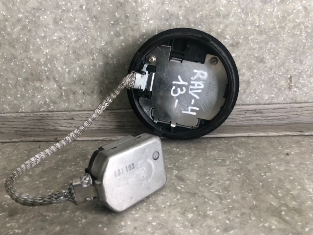 85967-45010 | Блок розпалювання ксенону TOYOTA RAV4 13-19 - Фото 2