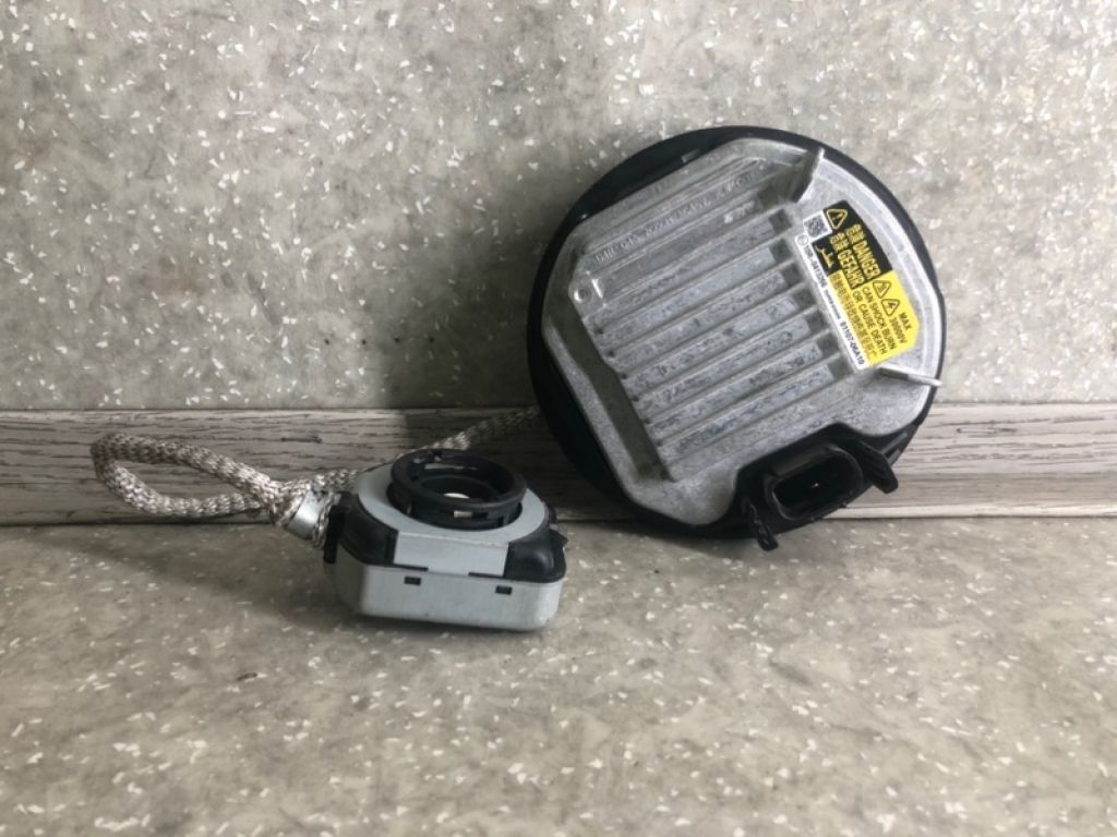 81107-06A10 | Блок розпалювання ксенону LEXUS GS 12-