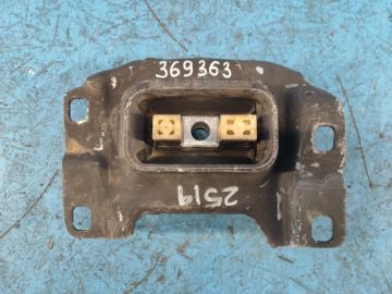 Подушка двигуна верхня лів. FORD FOCUS 10-18