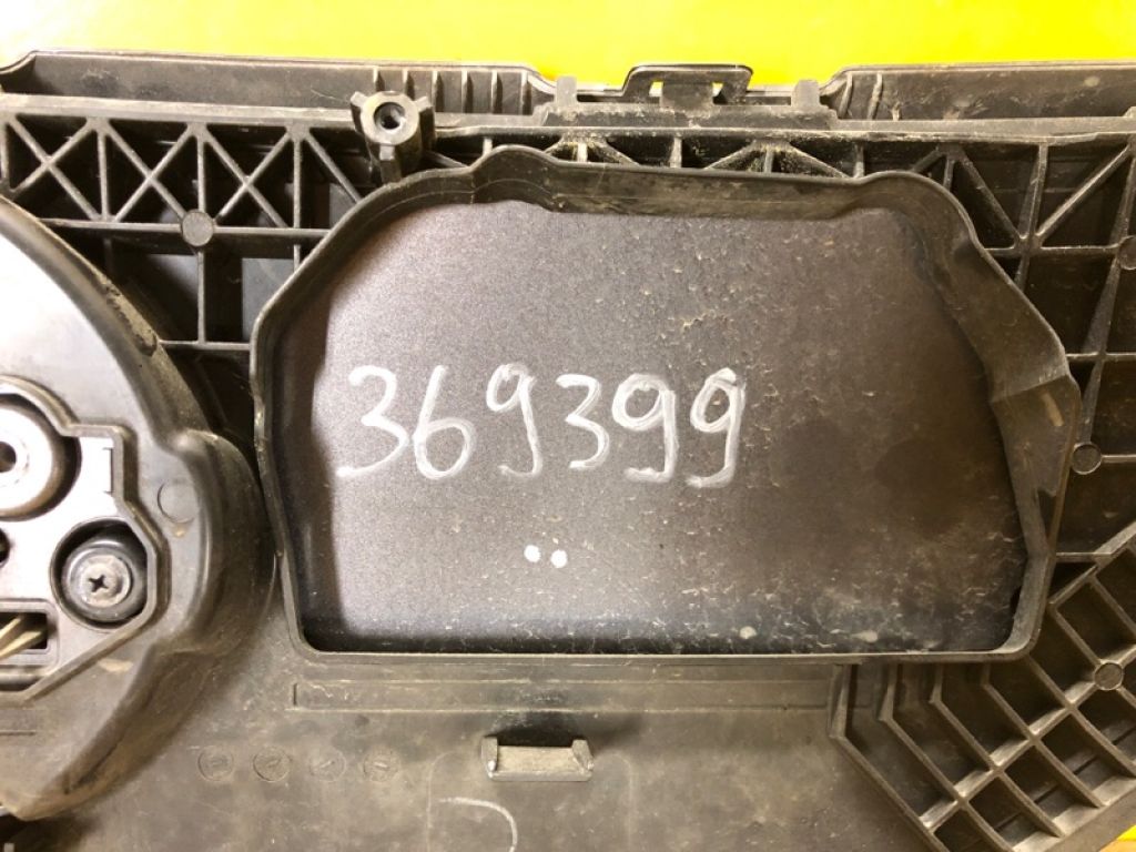 62072-6WK5A | Решітка радіатора NISSAN LEAF 18- - Фото 2