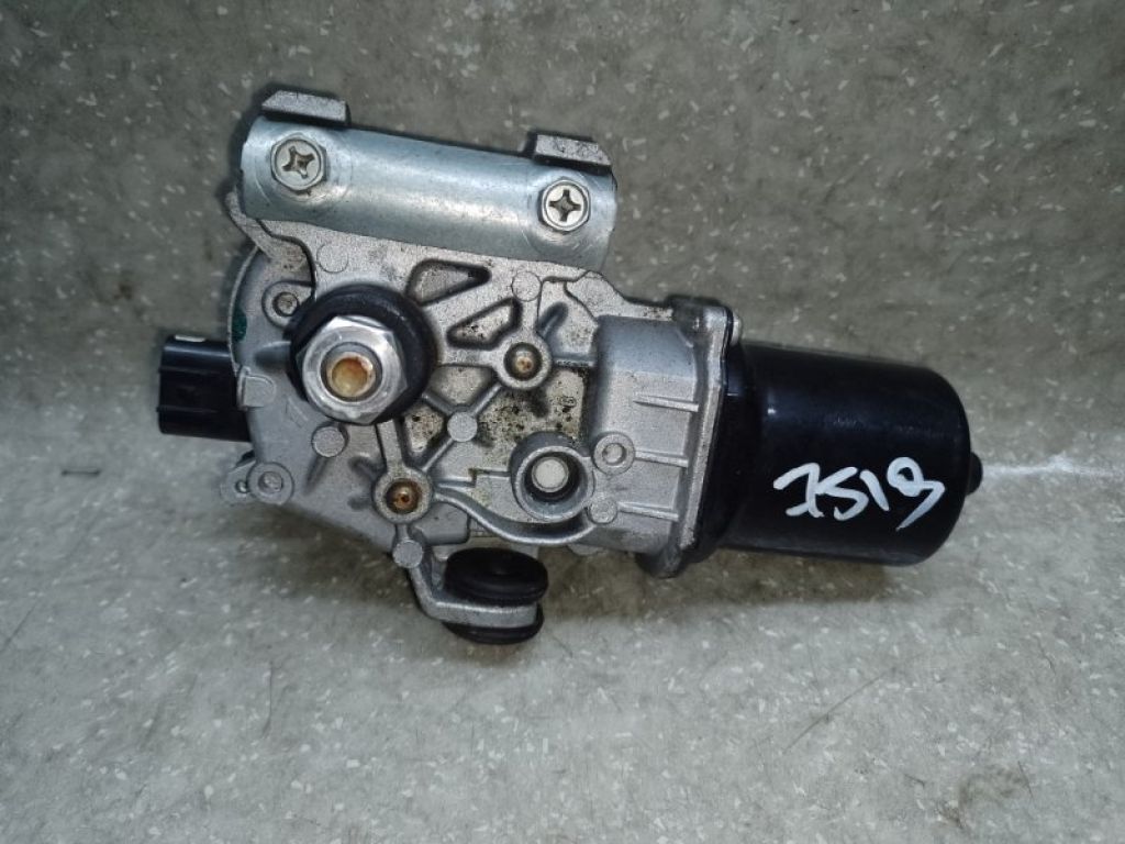 BHS2-67-340B | Моторчик склоочисника передній MAZDA 3 BM 13-19