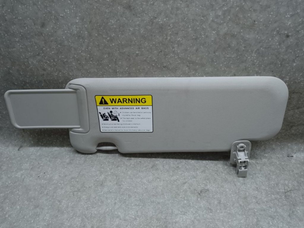 BHN9-69-270A-75 | Козирок сонцезахисний правий MAZDA 3 BM 13-19