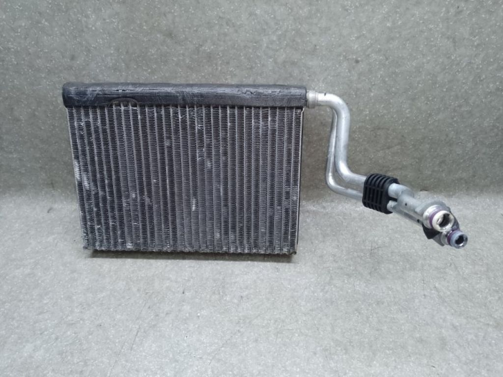 GHP9-61-J10A | Испаритель кондиционера MAZDA 3 BM 13-19