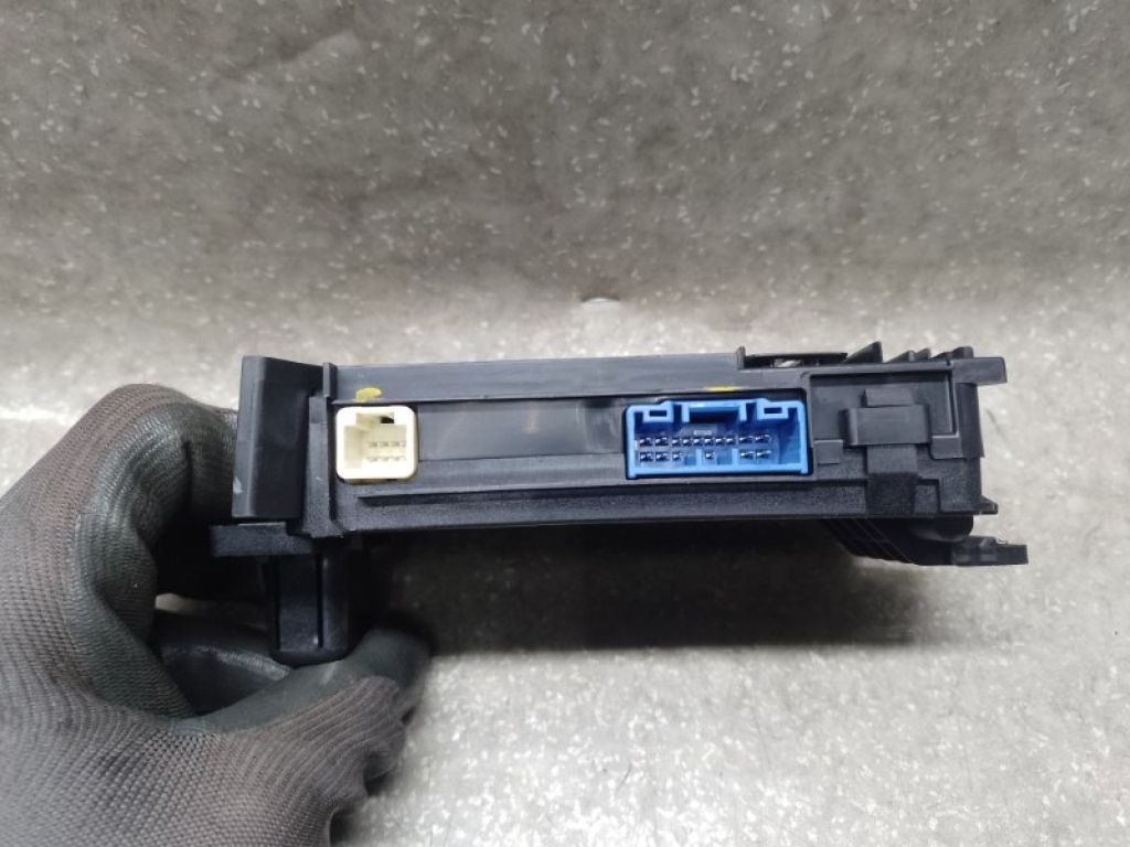 KD45-67-5Y0G | Блок комфорту MAZDA 3 BM 13-19 - Фото 3