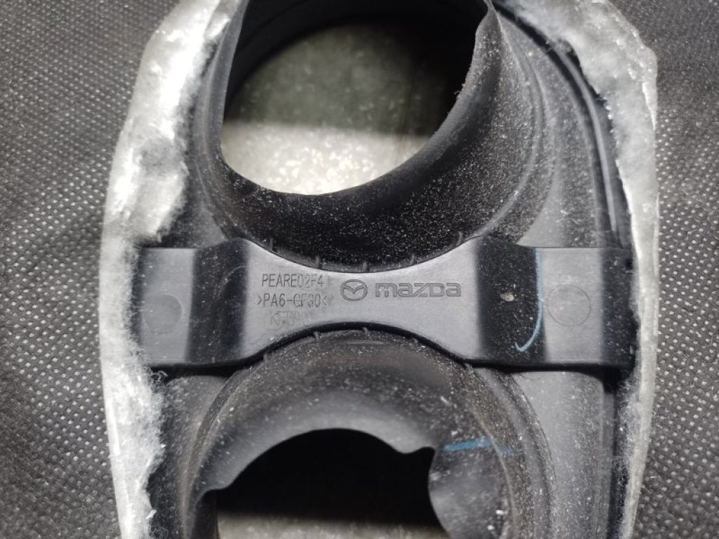 PE11-10-2F0 | Накладка двигуна декоративна MAZDA 3 BM 13-19 - Фото 3