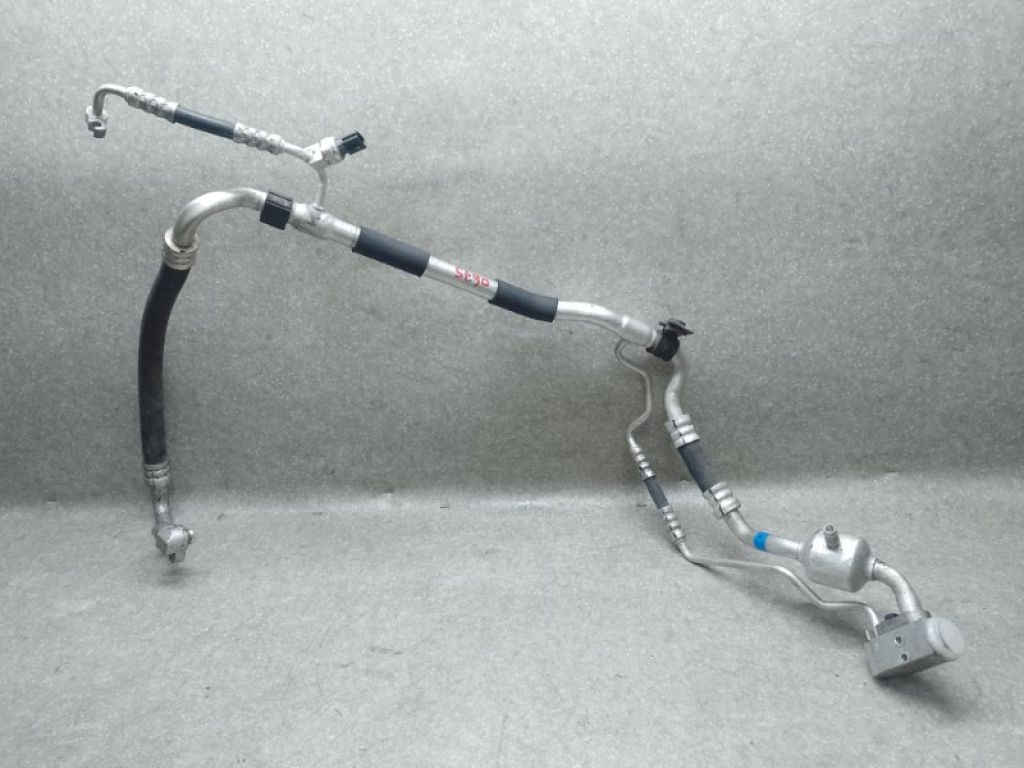 97775A5600 | Трубка кондиціонеру HYUNDAI ELANTRA MD 10-15