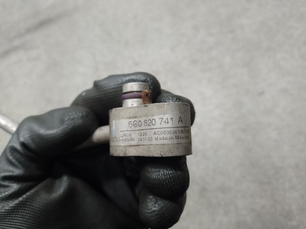 5C0820741A | Трубка кондиціонеру VOLKSWAGEN JETTA USA 10-17 - Фото 4