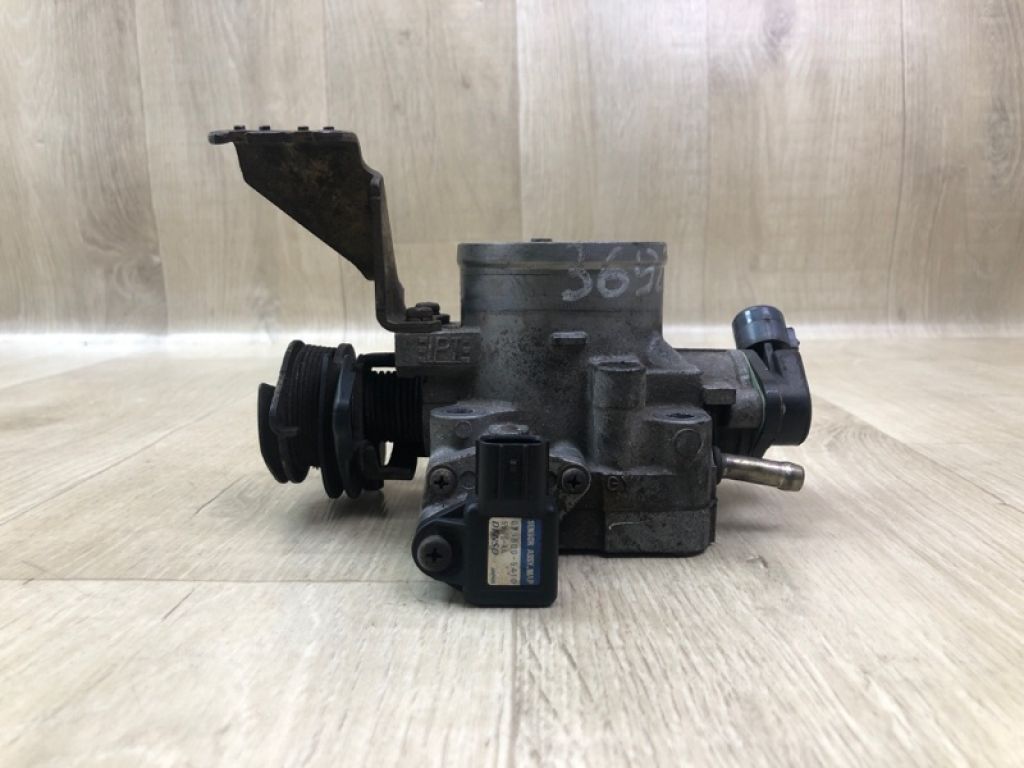 16410-P8F-319 | Дросельна заслінка HONDA ODYSSEY (RL1) 98-04 - Фото 2