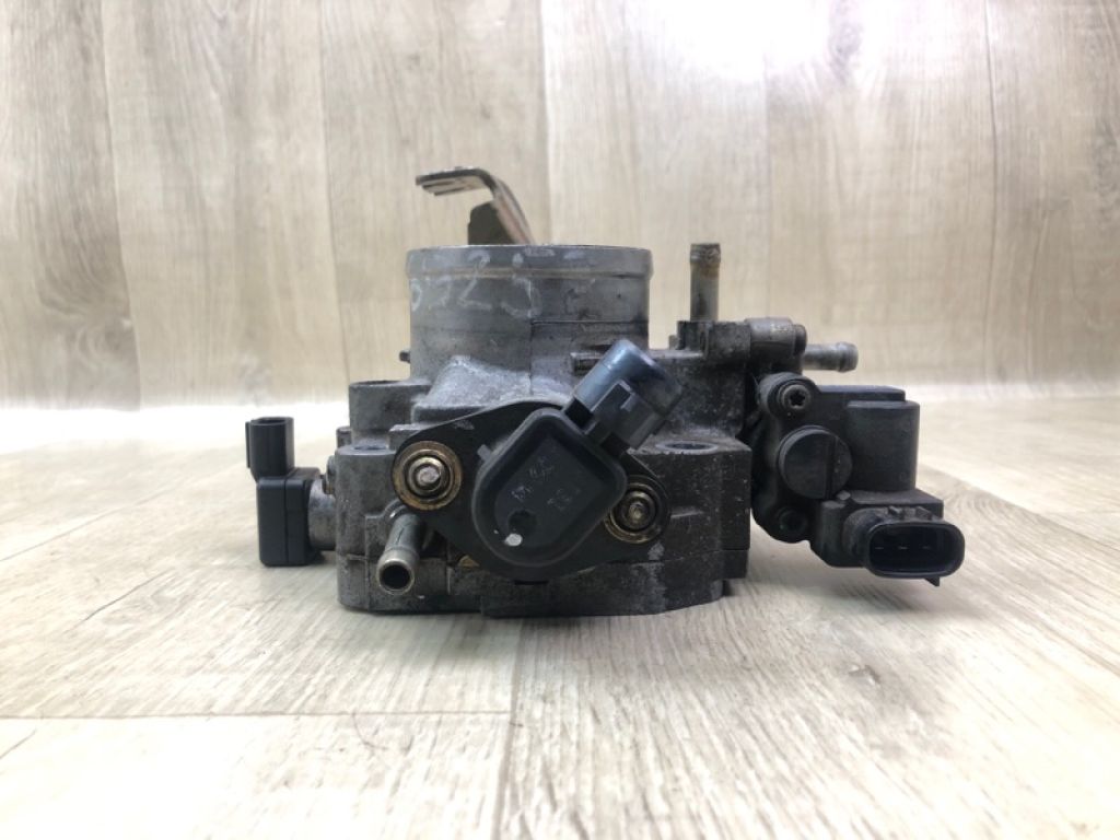 16410-P8F-319 | Дросельна заслінка HONDA ODYSSEY (RL1) 98-04 - Фото 3