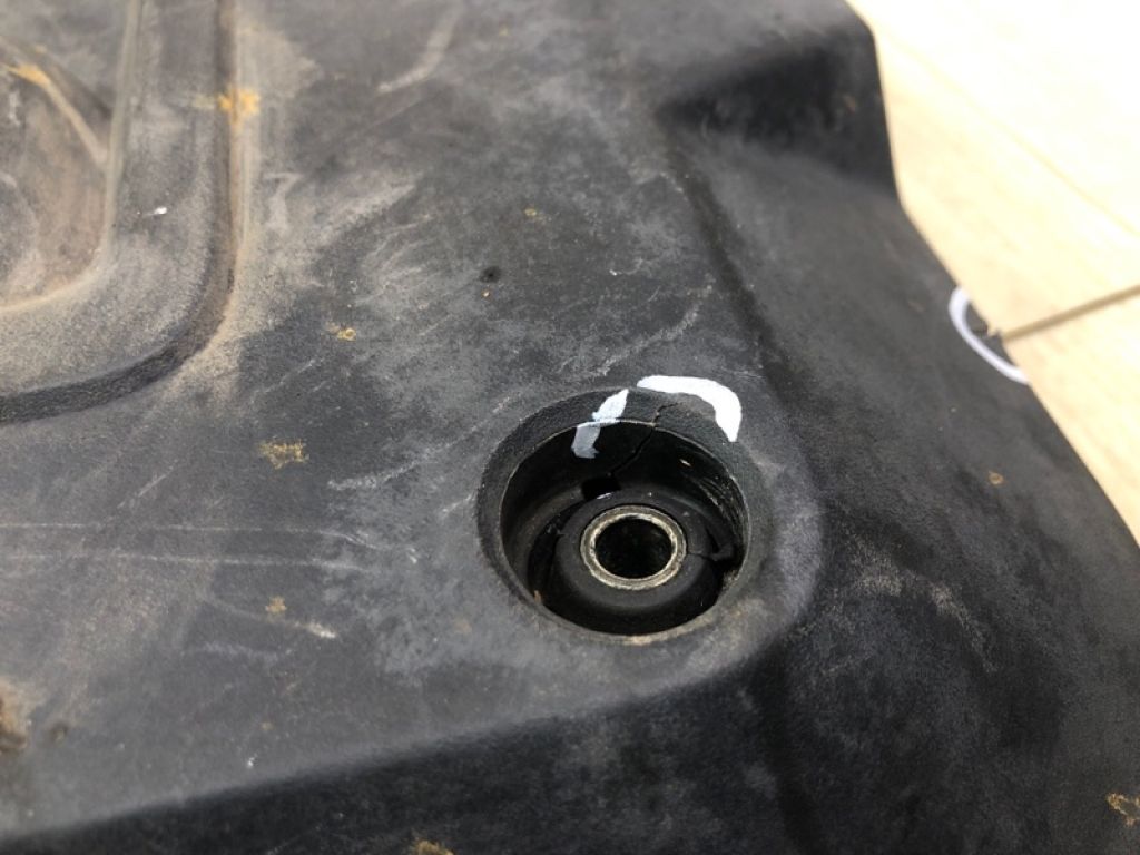 17121-P8F-A01 | Накладка двигуна декоративна HONDA ODYSSEY (RL1) 98-04 - Фото 7