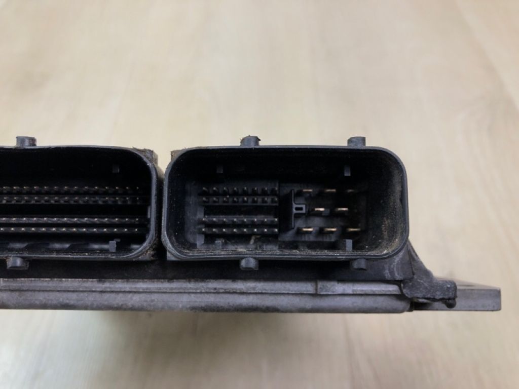 23710ZV51A | Блок керування двигуном NISSAN QX56 / TITAN / ARMADA 04-16 - Фото 4