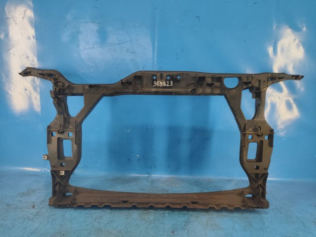 8R0 805 594 B | Панель передня AUDI Q5 08-16