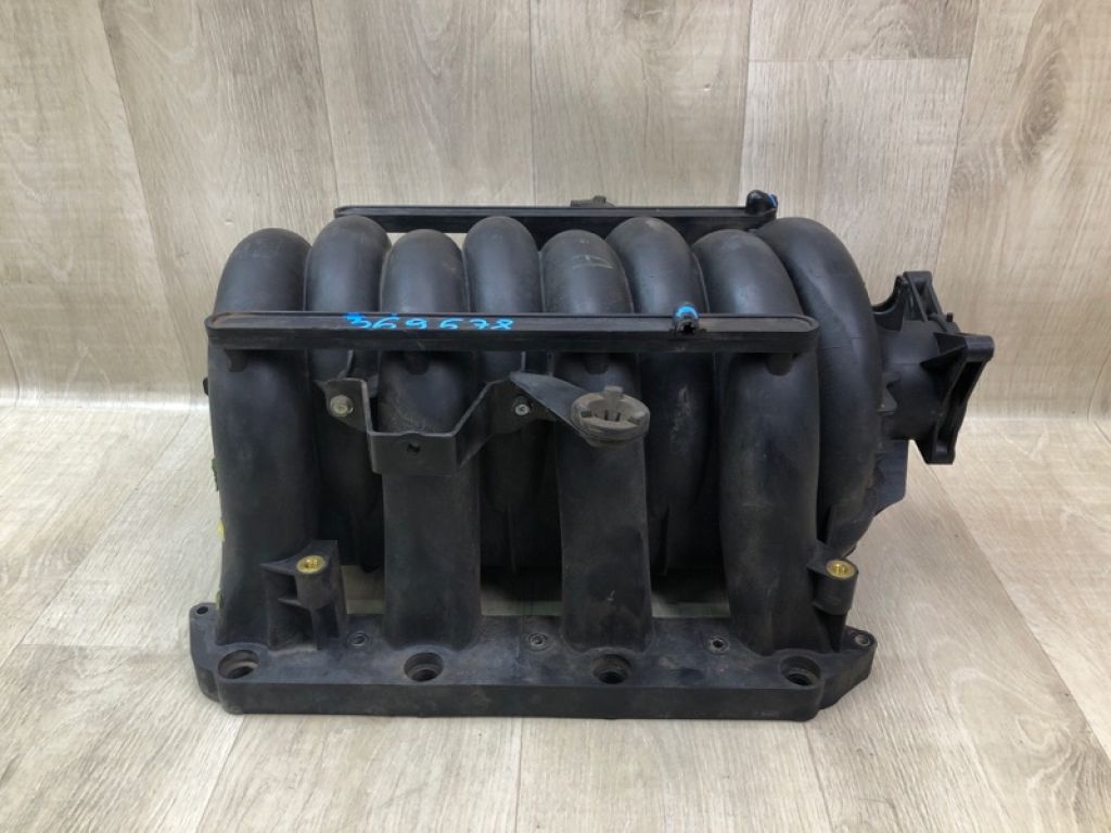 14001ZE00B | Колектор впускний NISSAN QX56 / TITAN / ARMADA 04-16 - Фото 2