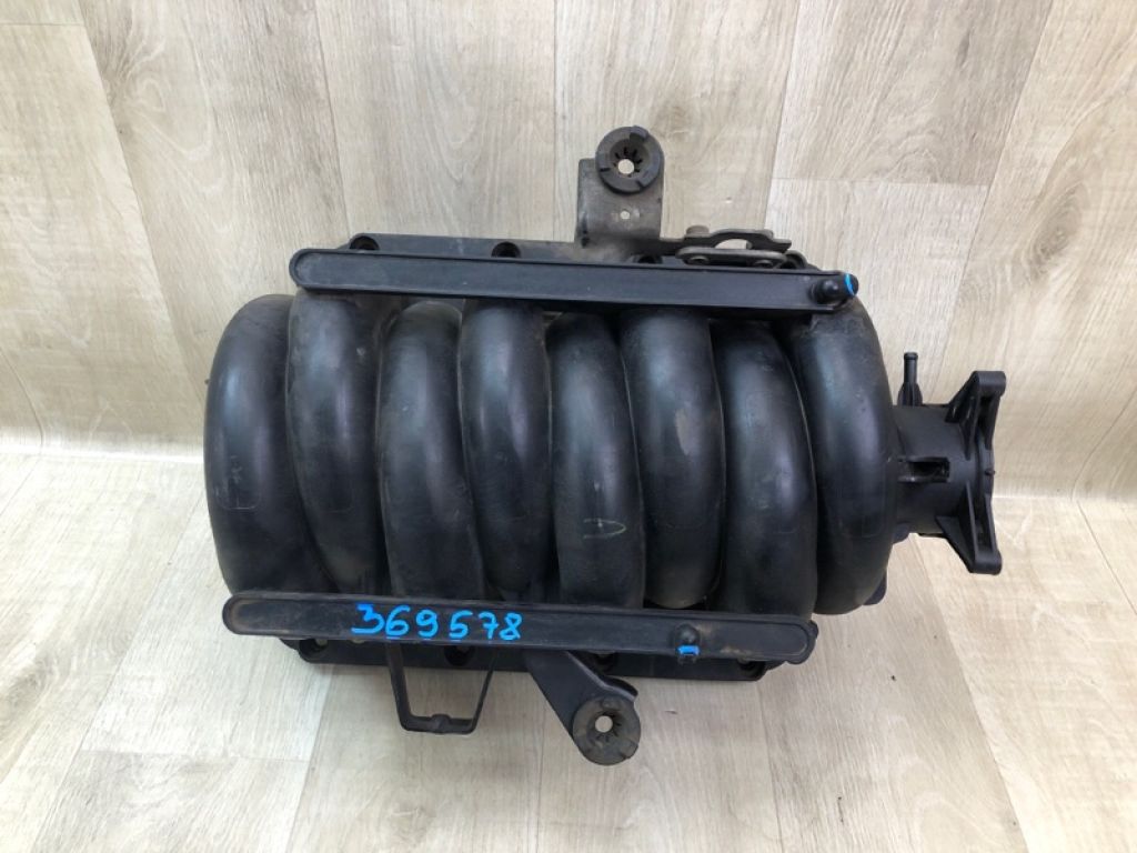 14001ZE00B | Колектор впускний NISSAN QX56 / TITAN / ARMADA 04-16 - Фото 3