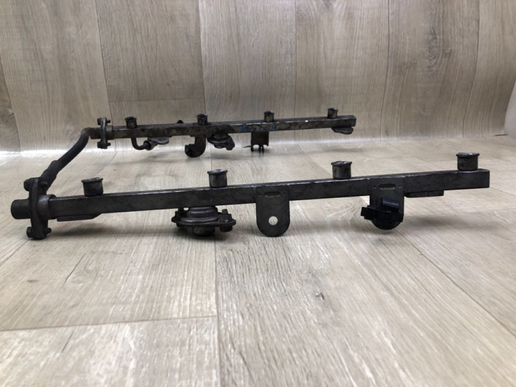 175227S00A | Паливна рейка NISSAN QX56 / TITAN / ARMADA 04-16 - Фото 3