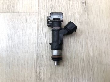 Форсунка паливна NISSAN QX56 / TITAN / ARMADA 04-16