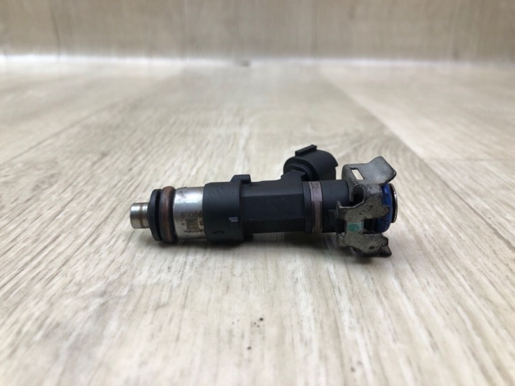 166007S00A | Форсунка паливна NISSAN QX56 / TITAN / ARMADA 04-16 - Фото 2