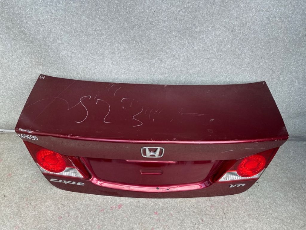 68500-SNK-G00ZZ | Кришка багажника HONDA CIVIC 4D 06-11 - Фото 3
