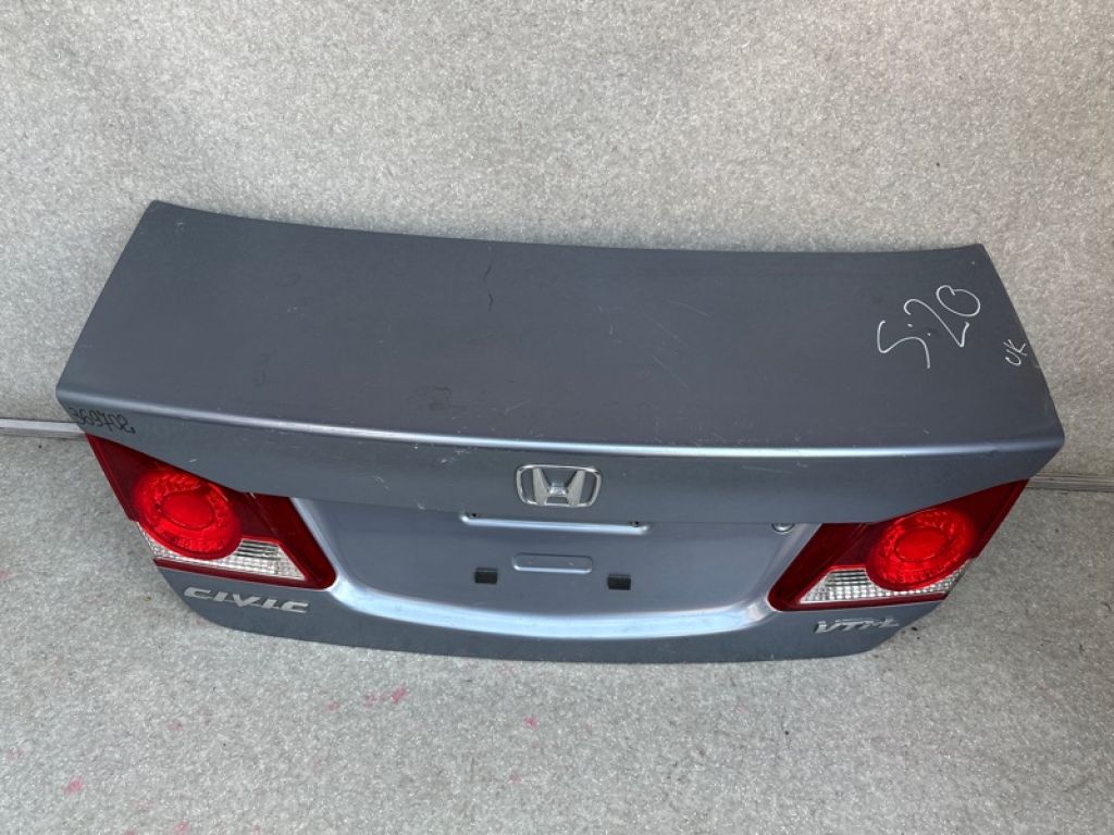 68500-SNK-G00ZZ | Кришка багажника HONDA CIVIC 4D 06-11 - Фото 3