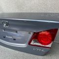 68500-SNK-G00ZZ | Кришка багажника HONDA CIVIC 4D 06-11 - Прев'ю 5