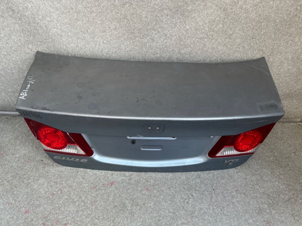 68500-SNK-G00ZZ | Кришка багажника HONDA CIVIC 4D 06-11 - Фото 3