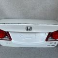 68500-SNK-G00ZZ | Крышка багажника HONDA CIVIC 4D 06-11 - Превью 2