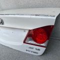 68500-SNK-G00ZZ | Крышка багажника HONDA CIVIC 4D 06-11 - Превью 7