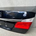 68500-T2A-A90ZZ | Крышка багажника HONDA ACCORD CR 13-18 - Превью 7