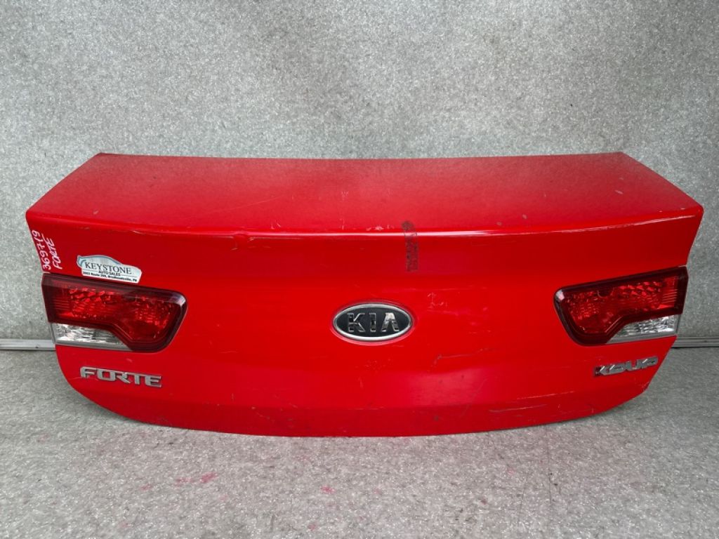 692001M200 | Крышка багажника KIA FORTE/CERATO TD 08-13 - Фото 2