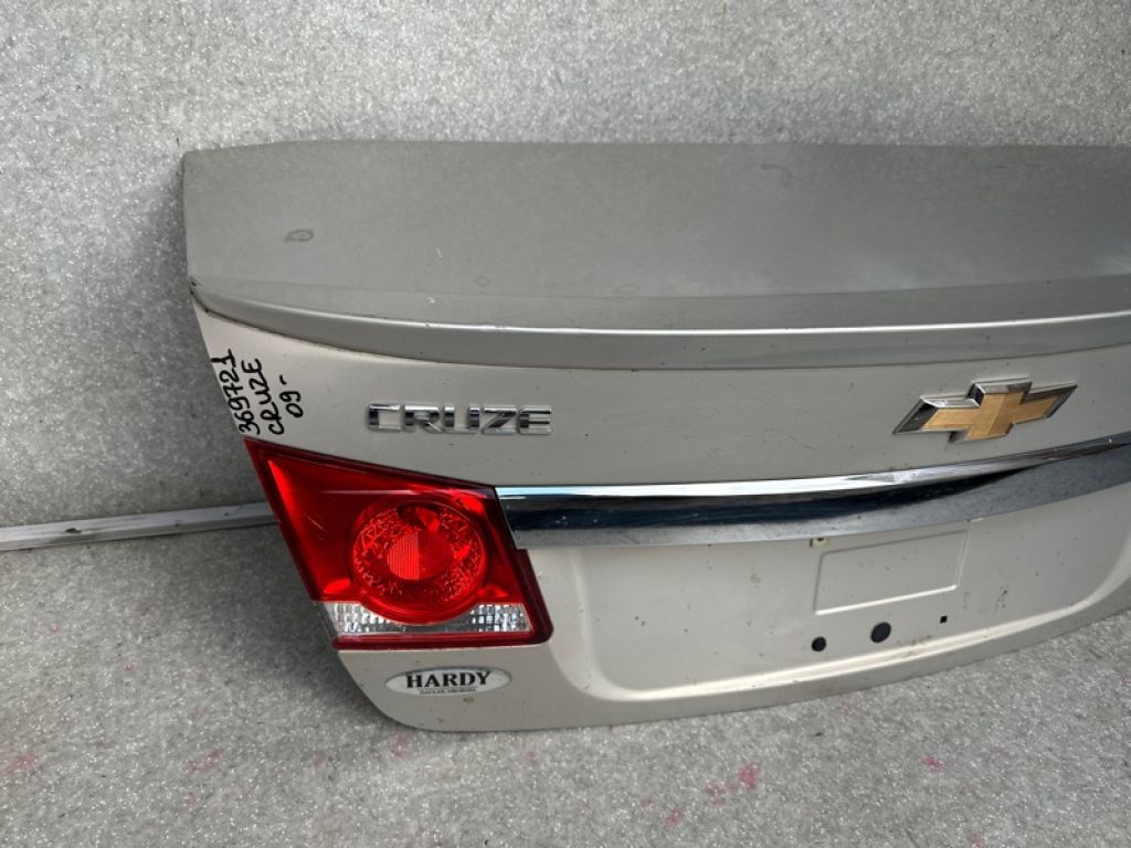 95213160 | Крышка багажника CHEVROLET CRUZE 08-15 - Фото 4