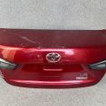 64401WB004 | Крышка багажника TOYOTA YARIS 11-20