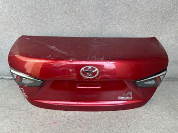 Крышка багажника TOYOTA YARIS 11-20