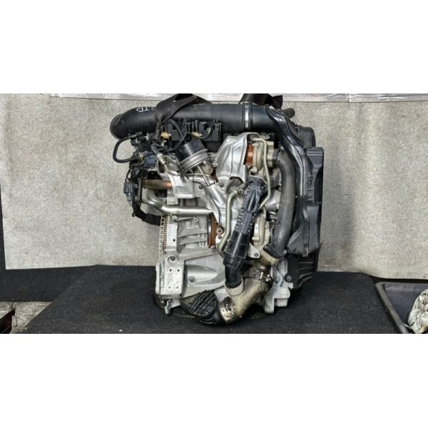 Двигун дизель VOLVO XC60 17- D4204T14 — 3