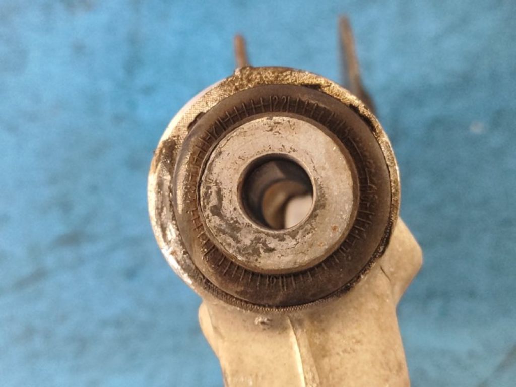 BV613A424 | Важіль передньої підвіски нижній лів. FORD FOCUS 10-18 - Фото 5