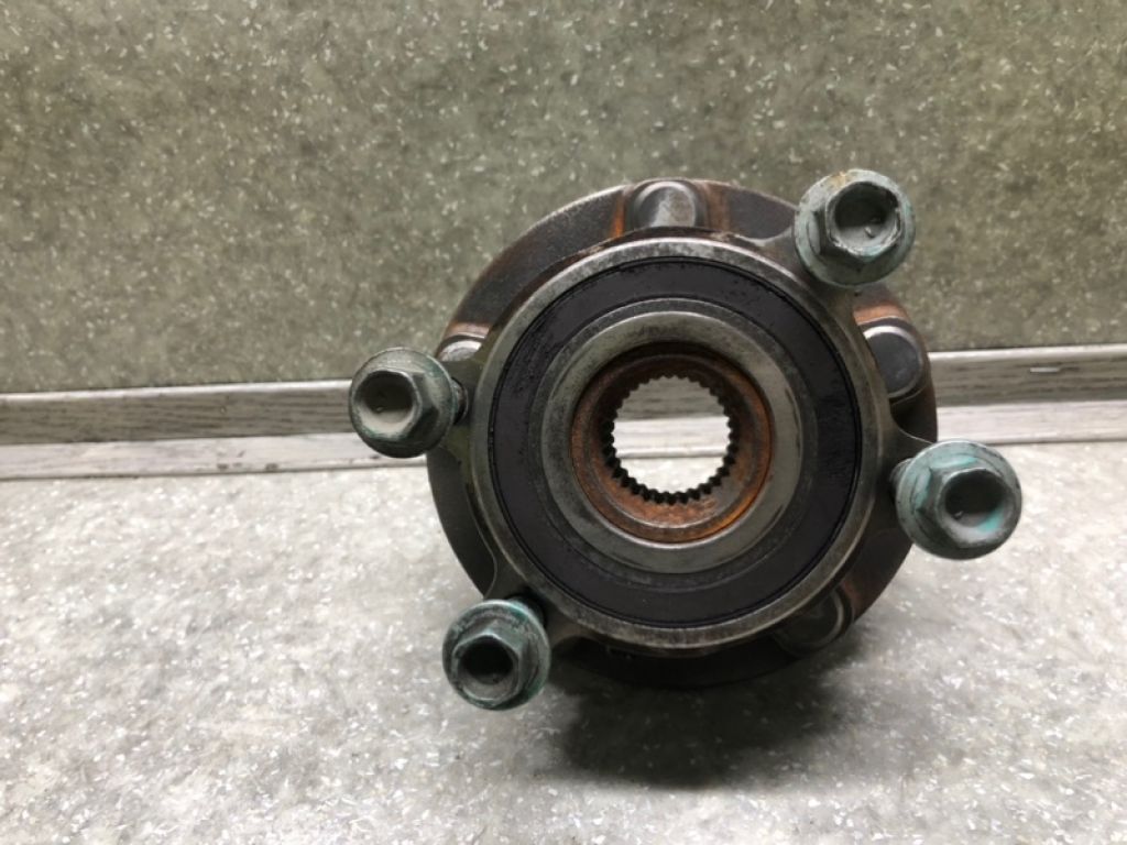 KD35-33-04XC | Маточина колеса передн. лів. MAZDA CX-5 (KE) 11-17 - Фото 2