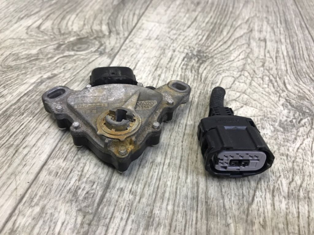 84540-06020 | Датчик положення селектора АКПП TOYOTA CAMRY 70 17- - Фото 3