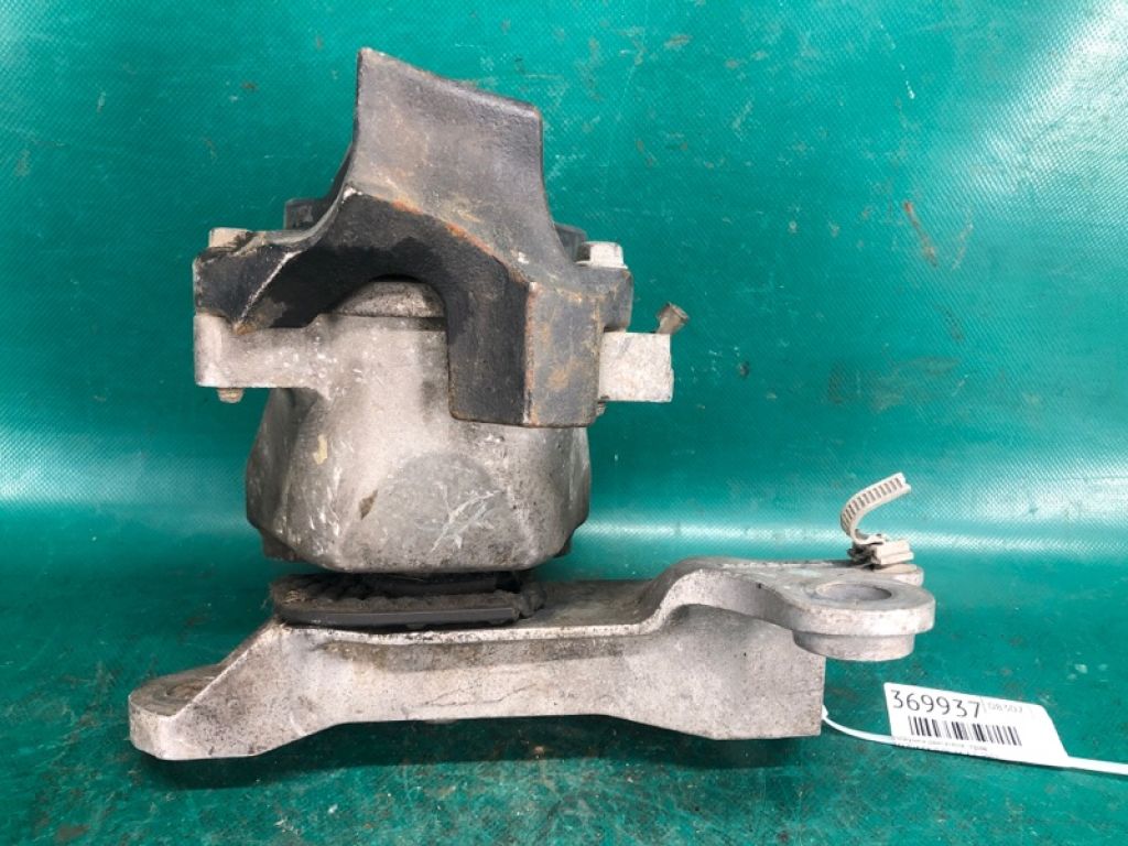 TD11-39-060D | Подушка двигуна прав. MAZDA CX-9 06-16
