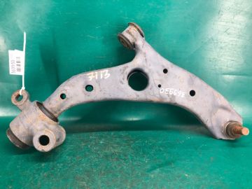 Важіль передньої підвіски нижній прав. MAZDA CX-5 (KF) 16-21