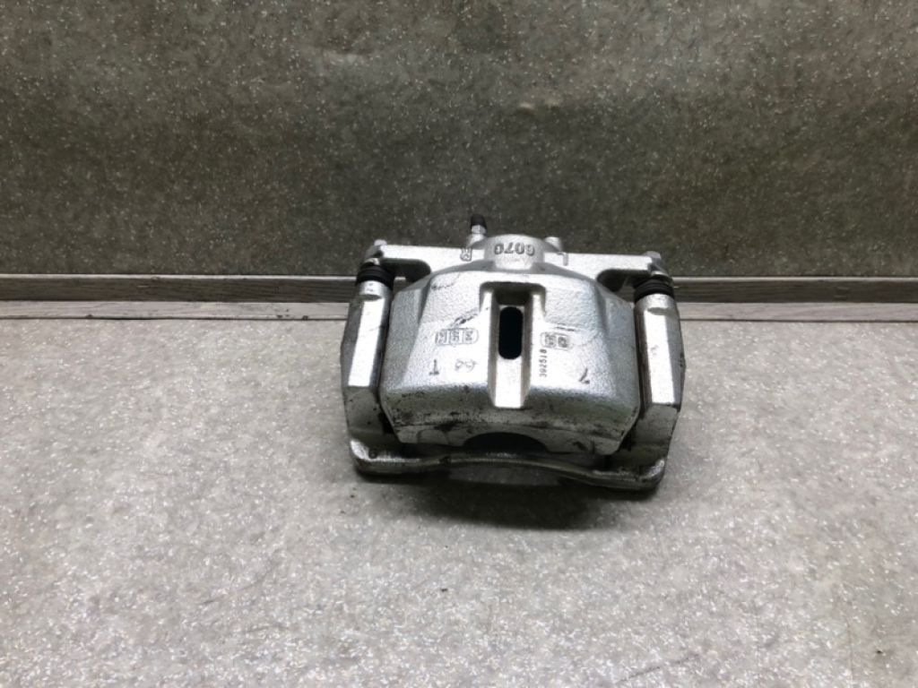 K0Y1-33-98Z | Супорт гальмівний передн. прав. MAZDA CX-5 (KE) 11-17